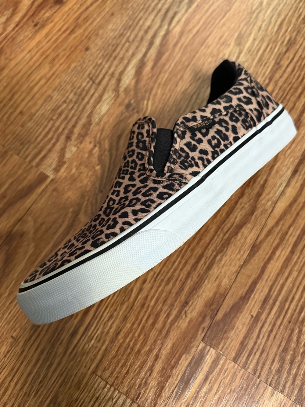 EUC Vans Asher Deluxe Slip-On Leopard Sneakers Size 9